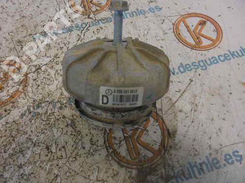 Used Engine mount MERCEDES-BENZ VITO Bus (W639) [2003-2025]  10270178