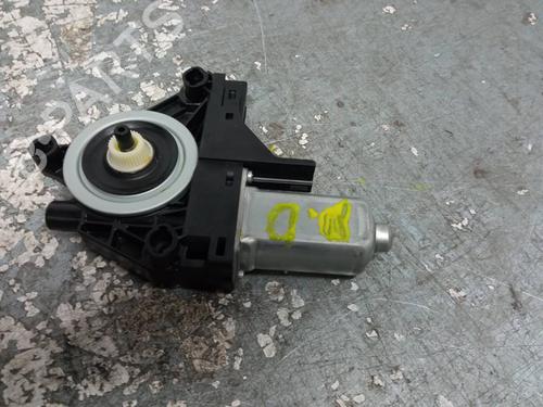 Used Right front window motor Right front window motor 10650278 10650278