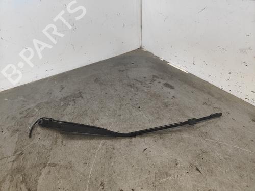 Used Front windshield wiper arm Front windshield wiper arm MERCEDES-BENZ SPRINTER 4-t Van (B904) [1995-2012] 36300764 36300764