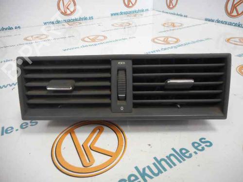 Used Air vent MERCEDES-BENZ C-CLASS (W202) [1993-2000]  12515262