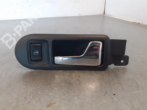 Højre fortil invendig håndtag VW PASSAT B5 (3B2) 1.9 TDI (110 hp) 8694215