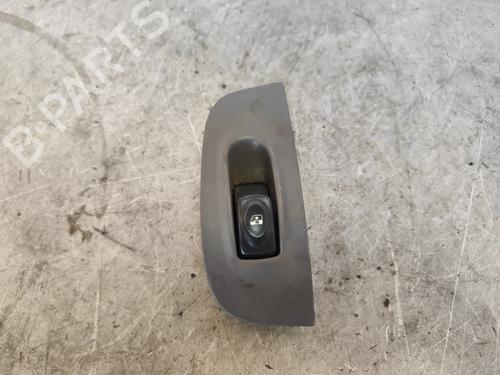 Used Right front window switch RENAULT MEGANE I (BA0/1_) [1995-2004]  30336768