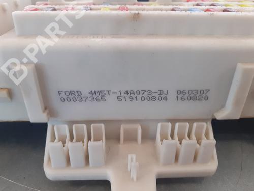 Fuse box FORD FOCUS II (DA_, HCP, DP)  | BP10568385E1 