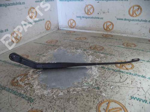 Used Front windshield wiper arm OPEL MERIVA A MPV (X03) 1.7 CDTI (E75) (100 hp) 6630461