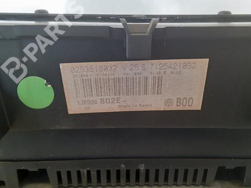 Instrument cluster VW GOLF IV (1J1)  | BP7833118C47 