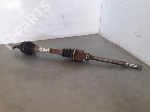 Used Right front driveshaft CITROËN XSARA (N1) 1.6 16V (109 hp) 8336468