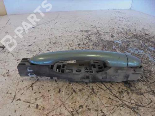 Høyre foran utvendig håndtak RENAULT MEGANE II Saloon (LM0/1_) [2003-2025]  6123618