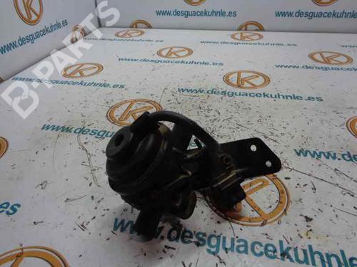 Pompe à vide OPEL OMEGA B Estate (V94) 2.0 16V (F35, M35, P35) (136 hp) 5679336