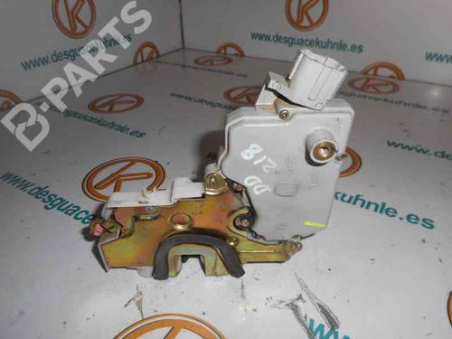 Used Front left lock NISSAN PRIMERA Hatchback (P11) [1996-2002]  2460616