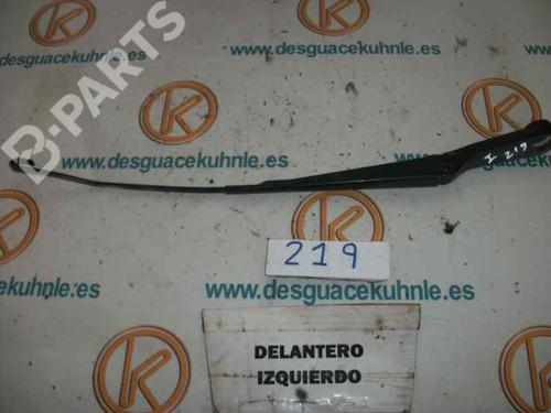 Used Front windshield wiper arm LAND ROVER FREELANDER I (L314) [1998-2006]  6632477