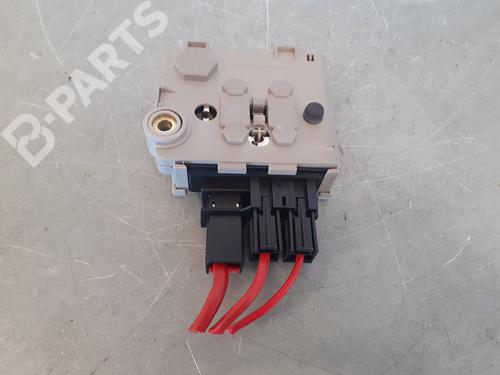 Fuse box MERCEDES-BENZ S-CLASS (W220, V220) S 320 CDI (220.025, 220.125) | BP8931769E1 
