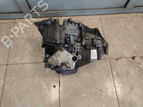 Used Gearbox VOLVO V40 Estate (645) 2.0 (136 hp) 23229815
