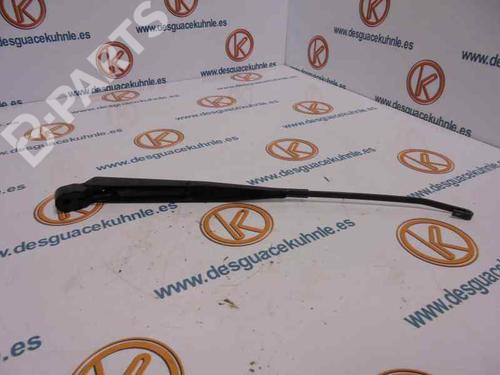 Front windshield wiper arm NISSAN TERRANO II (R20)  | BP6630704C143 