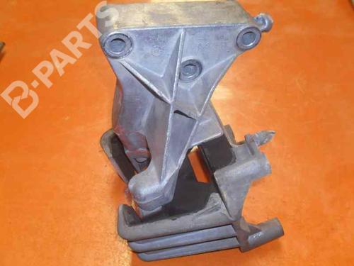 Used Engine mount OPEL VECTRA B (J96) 1.6 i 16V (F19) (100 hp) 10271056