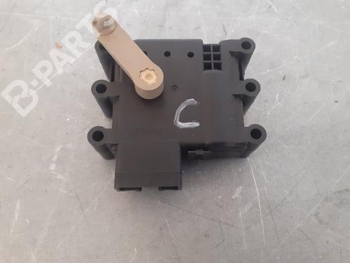 Used Heater blower motor MAZDA 6 Saloon (GG) 2.0 DI (GG14) (143 hp) 10057298