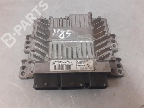 Used Engine control unit (ECU) RENAULT SCÉNIC II (JM0/1_) [2003-2010]  8938936