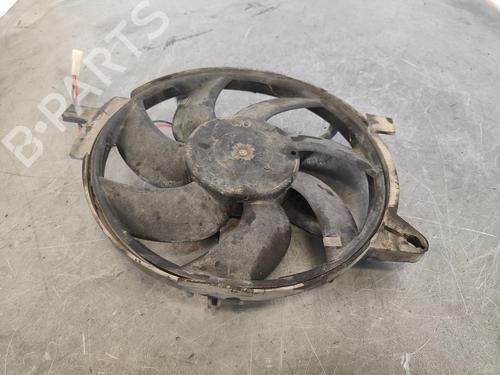 Used Radiator fan MERCEDES-BENZ VITO Van (W638) 112 CDI 2.2 (638.094) (122 hp) 13452421