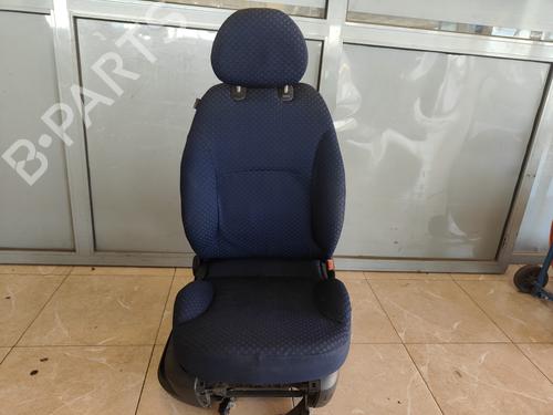 Used Right front seat FIAT STILO (192_) 1.2 16V (192_XA1B) (80 hp) 29736014