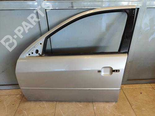 Puerta delantera izquierda FORD MONDEO III (B5Y) 1.8 16V (125 hp) 11134278