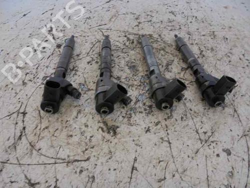 Used Injector MERCEDES-BENZ S-CLASS (W220, V220) S 320 CDI (220.026, 220.126) (197 hp) 5852278