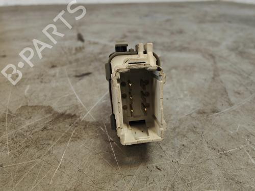 Interrupteur de vitre arrière gauche RENAULT LAGUNA II (BG0/1_) 2.0 16V (BG03, BG0Z, BG0T, BG1Y) | BP29831194I29