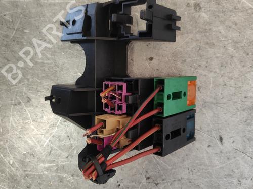Fuse box AUDI A4 B7 (8EC) 2.5 TDI | BP36888178E1 - Image 2