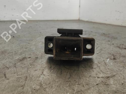 Used Tailgate lock RENAULT TWINGO I (C06_) [1993-2012]  13383890