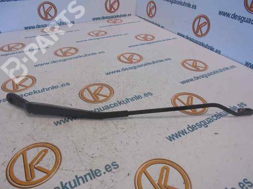 Used Front windshield wiper arm FORD TOURNEO CONNECT [2002-2013]  6630755