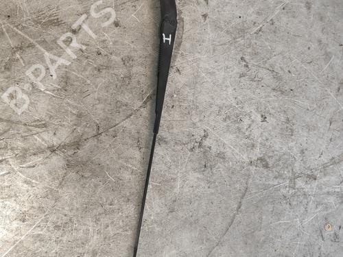 Front windshield wiper arm FIAT STILO (192_) 1.2 16V (192_XA1B) | BP29731829C143 