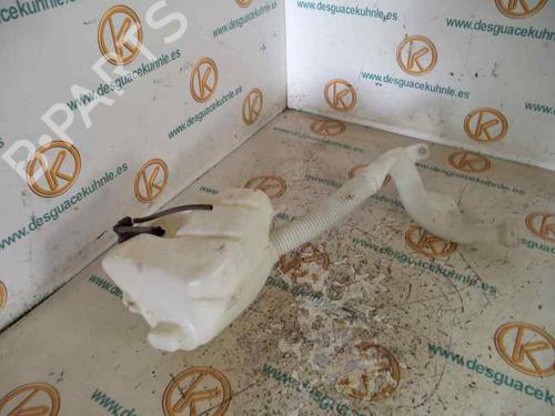 Used Windscreen washer tank CITROËN C3 I (FC_, FN_) 1.4 i Bivalent (73 hp) 7430005