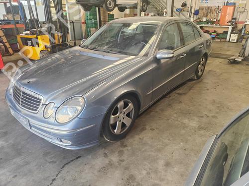 Høyre bak elrute bryter MERCEDES-BENZ E-CLASS (W211) E 270 CDI (211.016) | BP15769536I28 