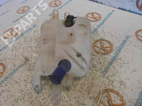 Used Windscreen washer tank ALFA ROMEO 147 (937_) 1.6 16V T.SPARK ECO (937.AXA1A, 937.BXA1A) (105 hp) 7428904