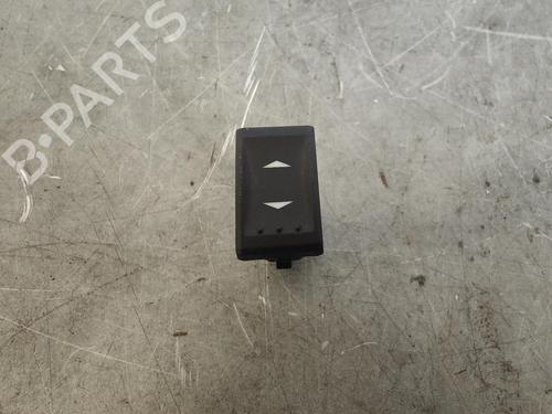 Used Right rear window switch FORD MONDEO III Saloon (B4Y) [2000-2007]  15728503
