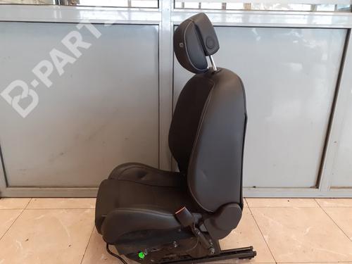 Right front seat RENAULT MEGANE III Hatchback (BZ0/1_, B3_) 1.2 TCe (BZ2B, BZ11) | BP9458906C16 
