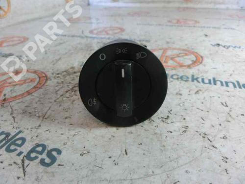 Used Headlight switch VW POLO (9N_, 9A_) 1.2 12V (64 hp) 2484098