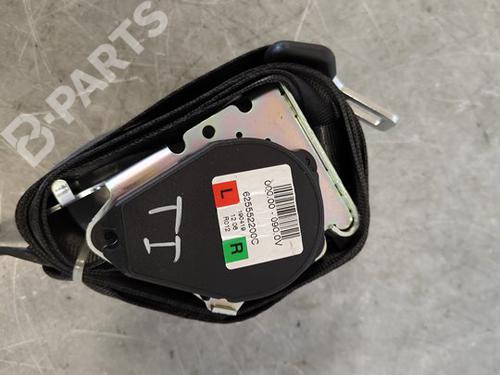 Used Rear left seatbelt DACIA SANDERO II [2012-2025]  11015977