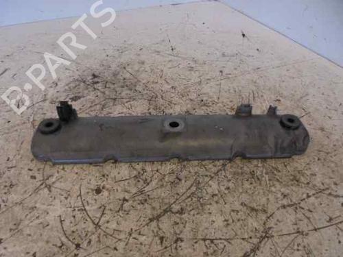 Used Valve cover RENAULT LAGUNA II (BG0/1_) 1.9 dCi (107 hp) 14186524