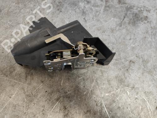 Rear left lock MERCEDES-BENZ E-CLASS (W210) E 240 (210.061) | BP26385535C100 