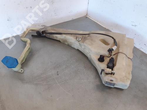 Used Windscreen washer tank VW TOUAREG (7LA, 7L6, 7L7) [2002-2013]  8876986