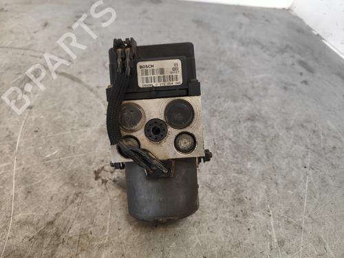 Used ABS pump RENAULT MEGANE I (BA0/1_) [1995-2004]  30336774