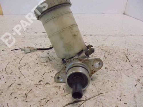 Brake master cylinder SUZUKI GRAND VITARA I (FT, HT) 2.5 V6 24V 4x4 (TD62, SQ625) | BP5326297M77 
