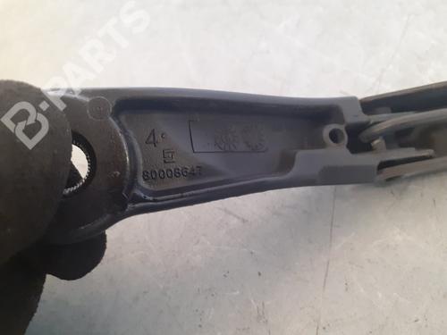 Front windshield wiper arm NISSAN MICRA III (K12)  | BP9277203C143 