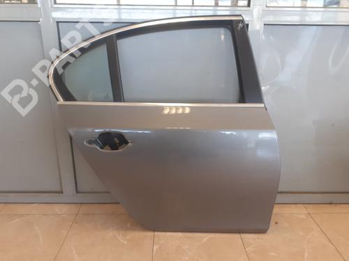 Used Right rear door BMW 5 (E60) 525 d (177 hp) 8952170