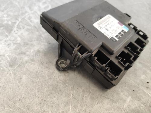 Used Electronic module MERCEDES-BENZ A-CLASS (W169) [2004-2012]  13524911