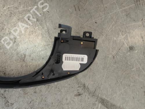 Przyciski sterowania na kierownicy BMW 3 (E46) 320 d | BP30388024E15
