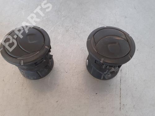 Used Air vent RENAULT MASTER II Platform/Chassis (ED/HD/UD) [1997-2013]  11663167