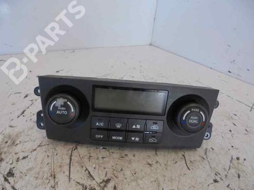 Used Climate control KIA SORENTO I (JC) 2.5 CRDi 4WD (140 hp) 5608952