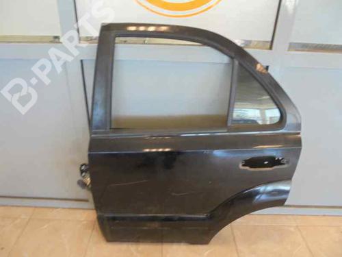 Used Left rear door KIA SORENTO I (JC) 2.5 CRDi 4WD (140 hp) 5597427