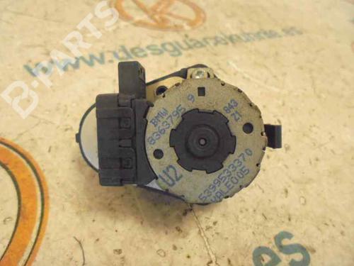 Heater blower motor BMW 5 (E39) 530 d | BP2474546M62 