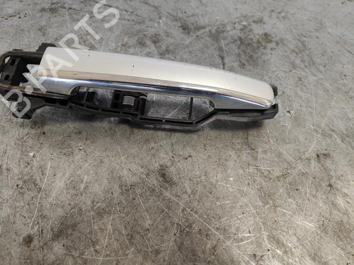 Used Front left exterior door handle MERCEDES-BENZ E-CLASS (W210) E 240 (210.061) (170 hp) 26407211